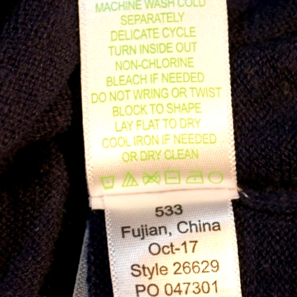 Lilly Pulitzer Blaine V-Neck Sweater - Picture 3 of 4